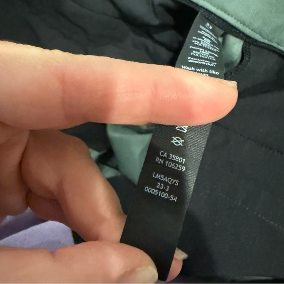 Lululemon ABC Slim-Fit Trouser Warpstreme
Dark Forest - Picture 4 of 10